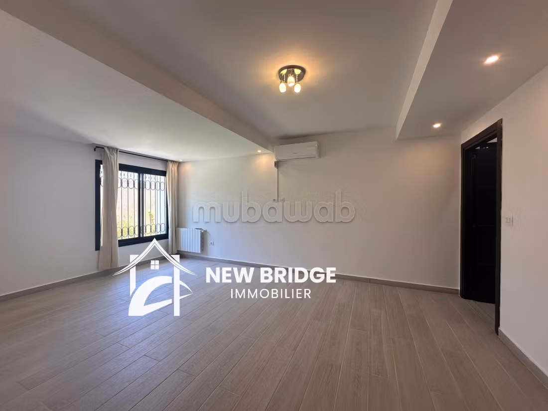 Appartamento con 3 suite e giardino privato