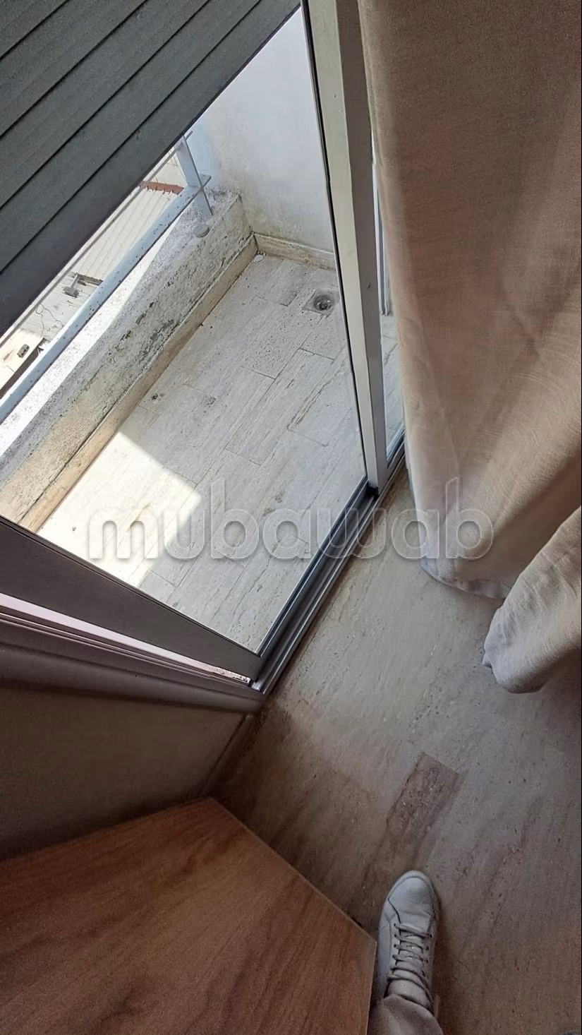 Studio Arredato in Affitto a Maarif
