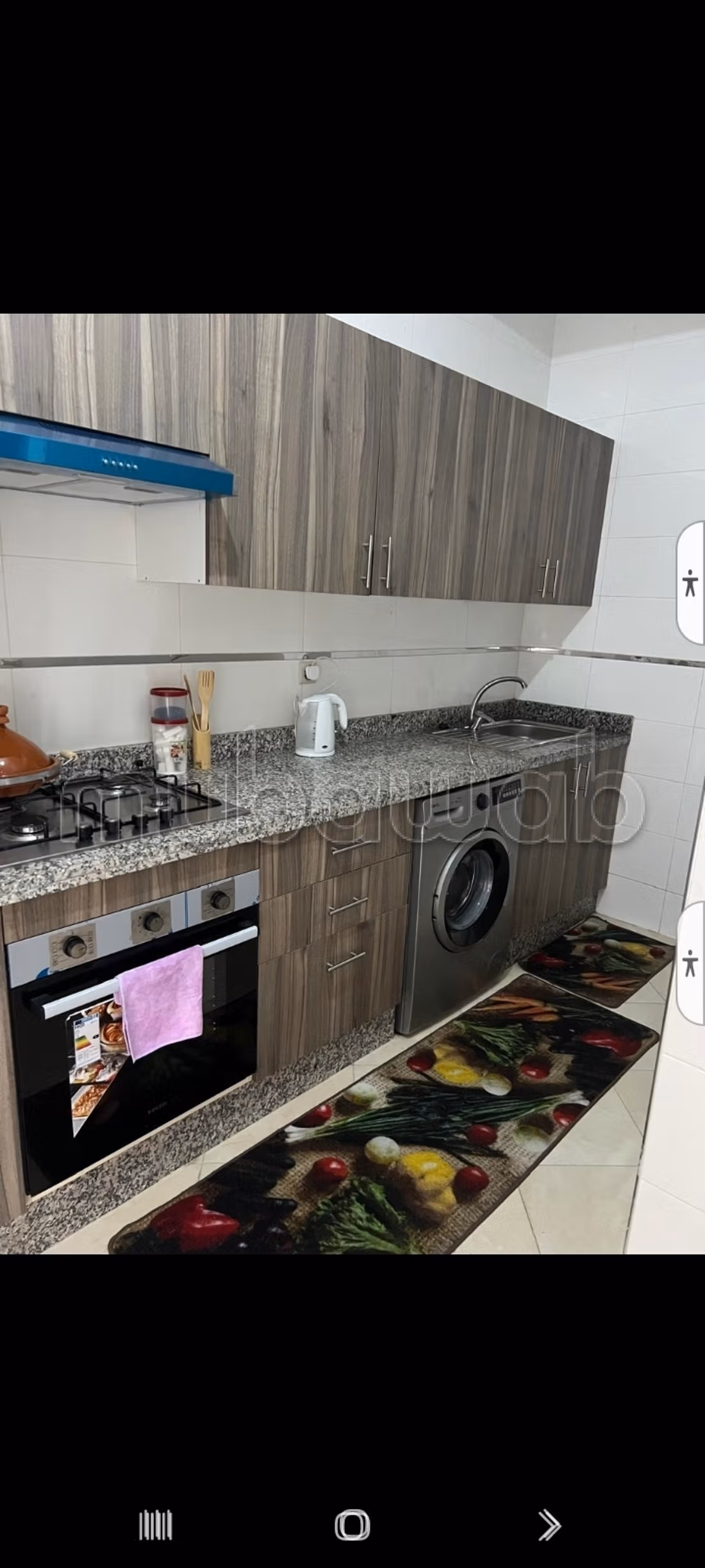Très bel appartement en location à Haddad. Surface de 78 m². Meublé