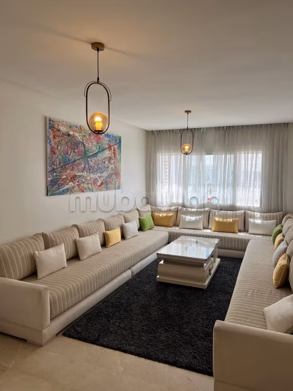 Location d'un appartement meublé à Belvédère. 2 belles chambres. Bien meublé