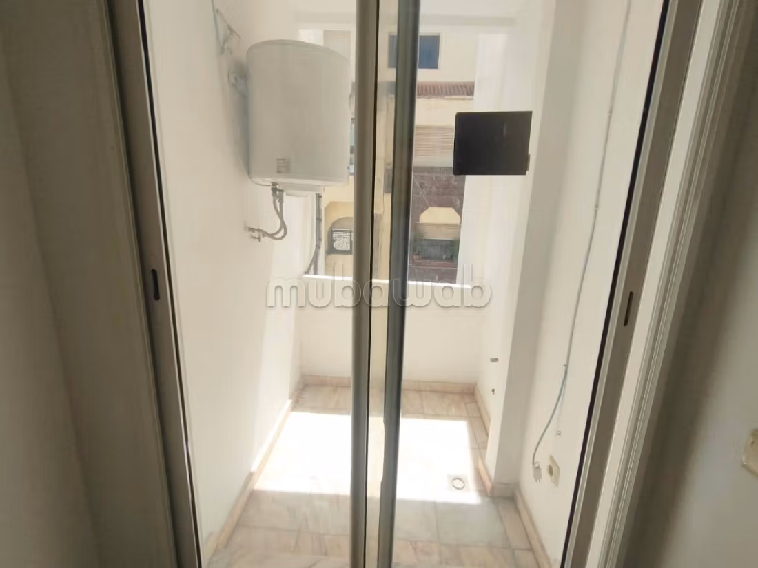 Studio vuoto 50m² Maarif 5000 dh