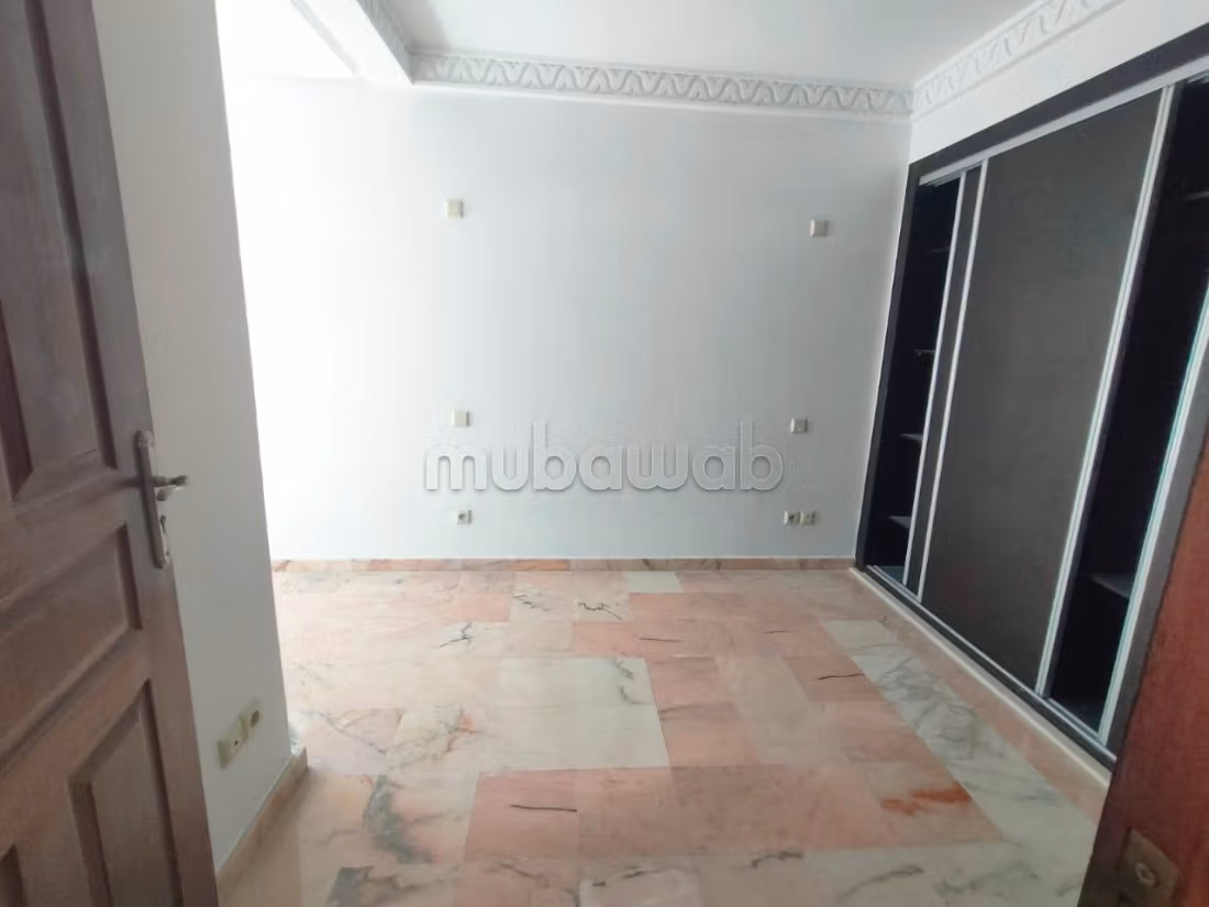 Studio vuoto 50m² Maarif 5000 dh