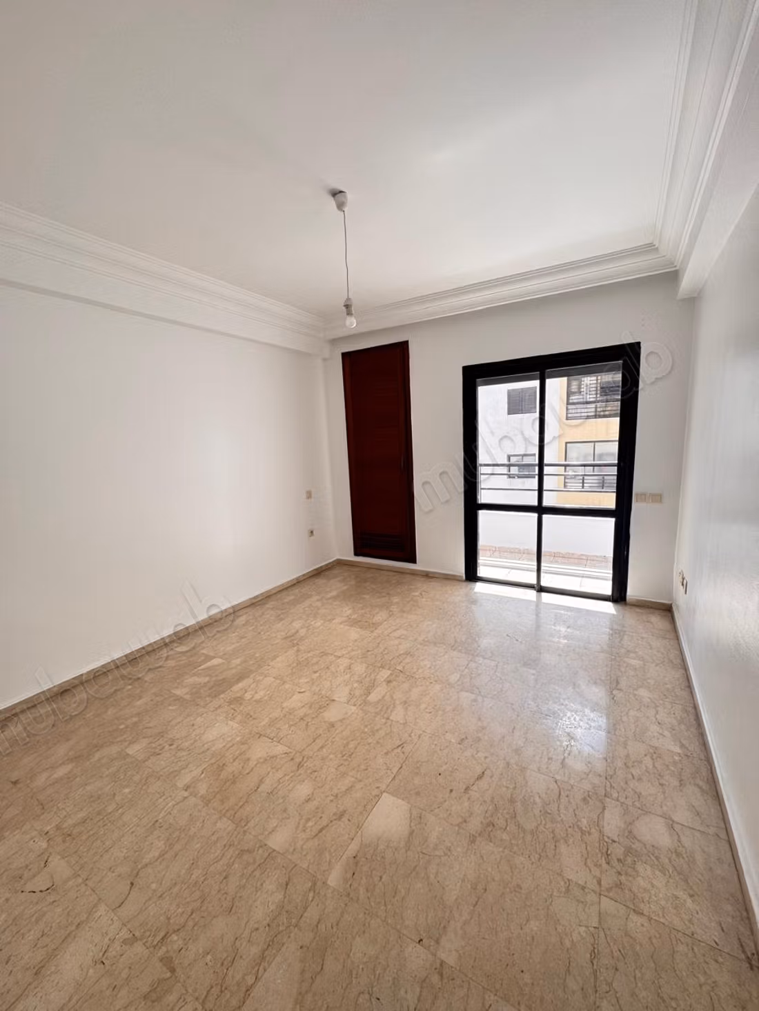 2 chambres residence fermee et securisee