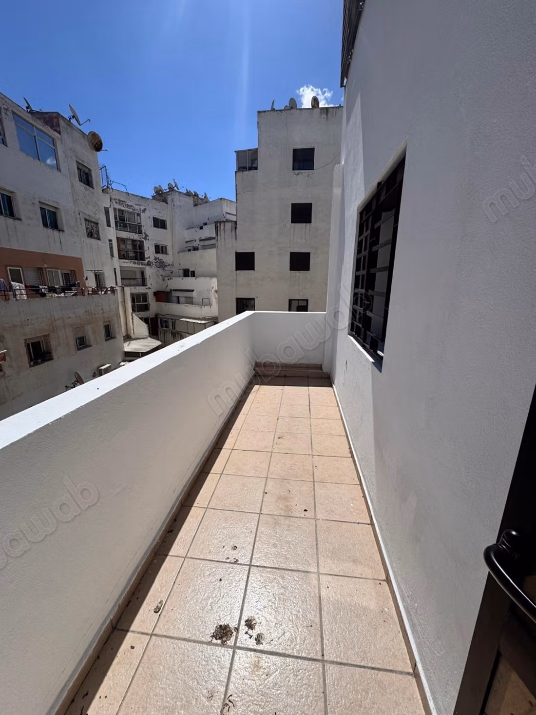 2 chambres residence fermee et securisee