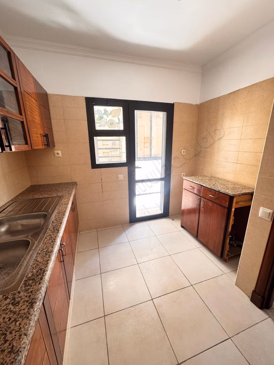 2 chambres residence fermee et securisee