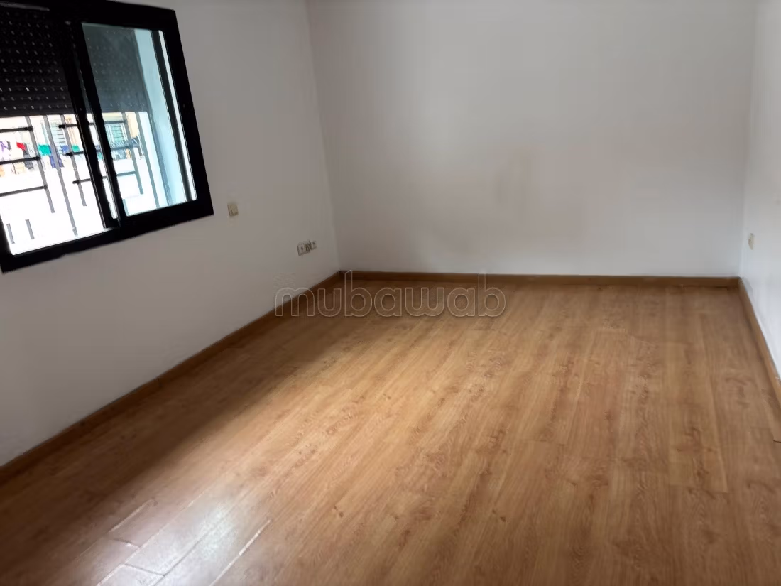 2 chambres residence fermee et securisee