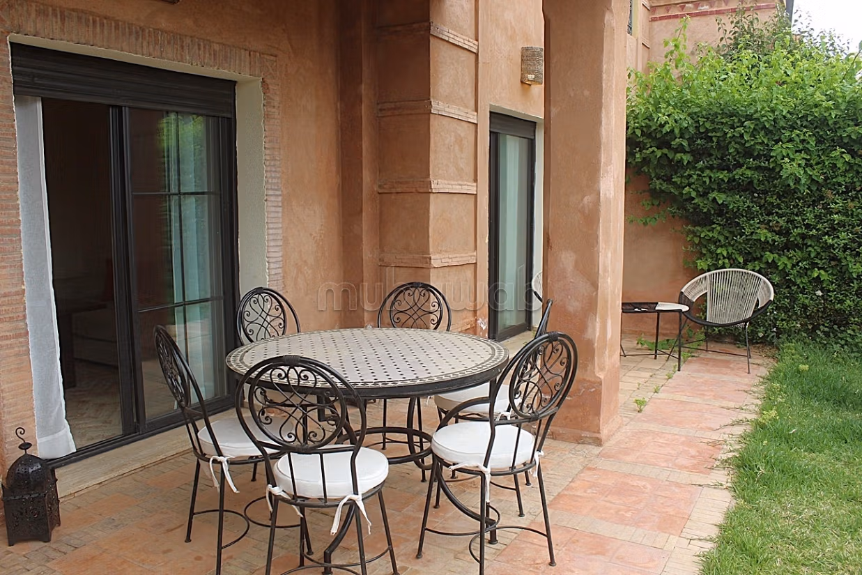 Appartamento con giardino privato