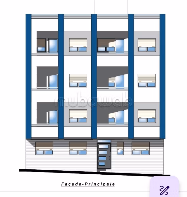 Piso en venta. Pequeña superficie 95 m². Ascensor y terraza