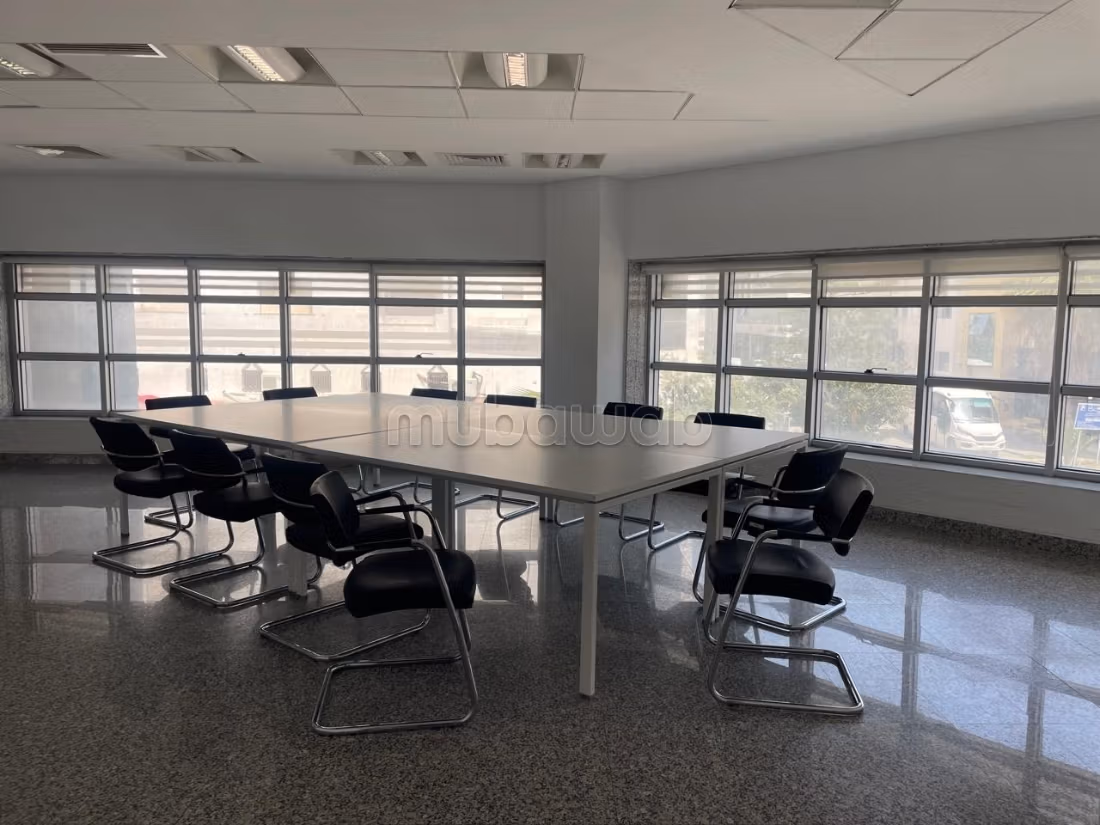 Location bureau de 330 m2 au lac 1