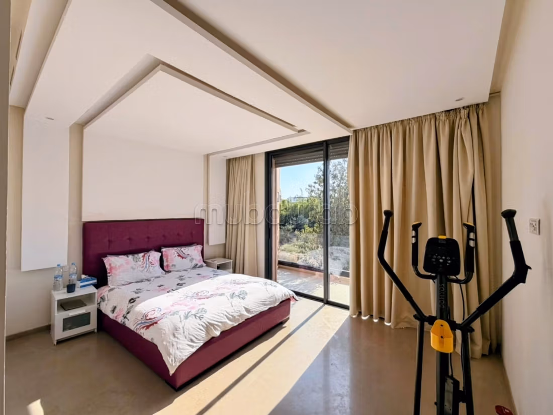 Villa moderne à la vente dans résidence golfique sécurisée Agdal