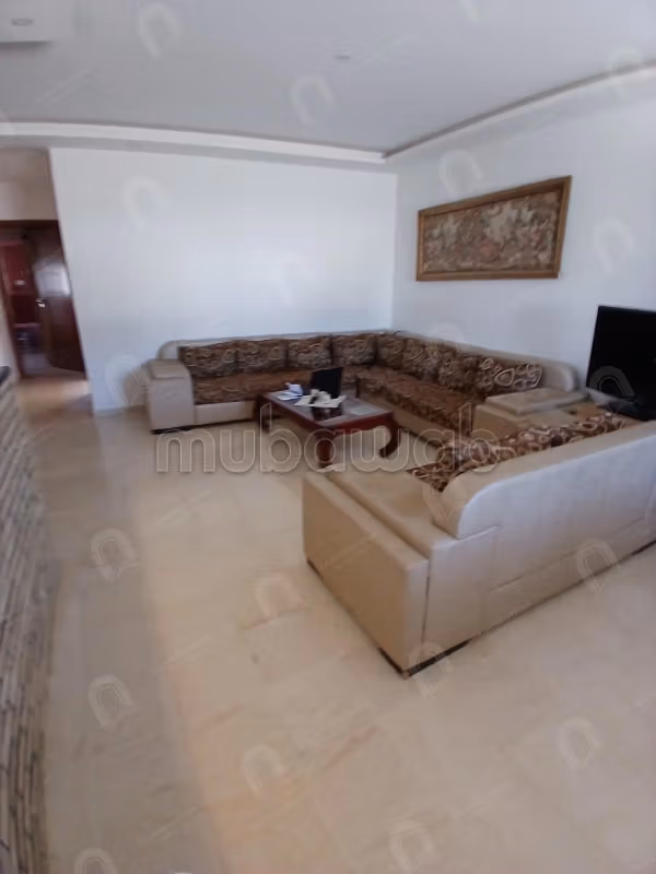 In affitto, piano di una villa s3 vuota a Gammarth village
