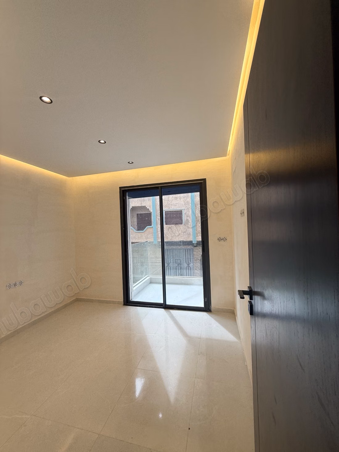Appartement en vente à Martil. 1 Pièce. Cuisine entièrement équipée