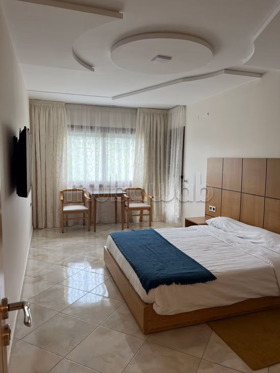 Appartement en location. 8 pièces. Bien meublé — 3