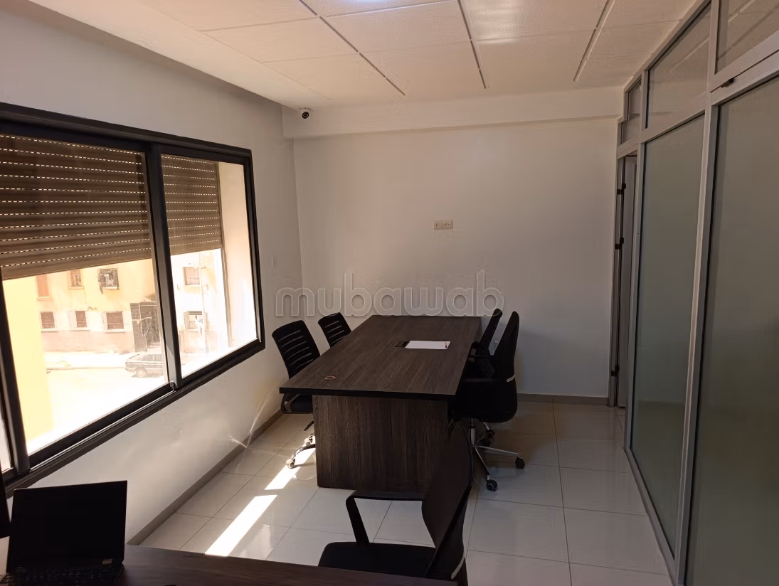 Bureaux à Nassim 1. Superficie 42 m²