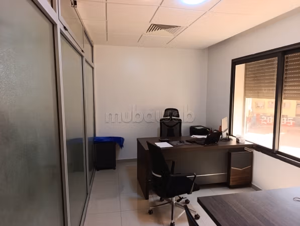 Bureaux à Nassim 1. Superficie 42 m²