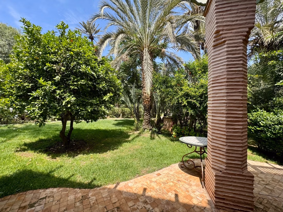 Appartement 2 Chs avec magnifique jardin — 2