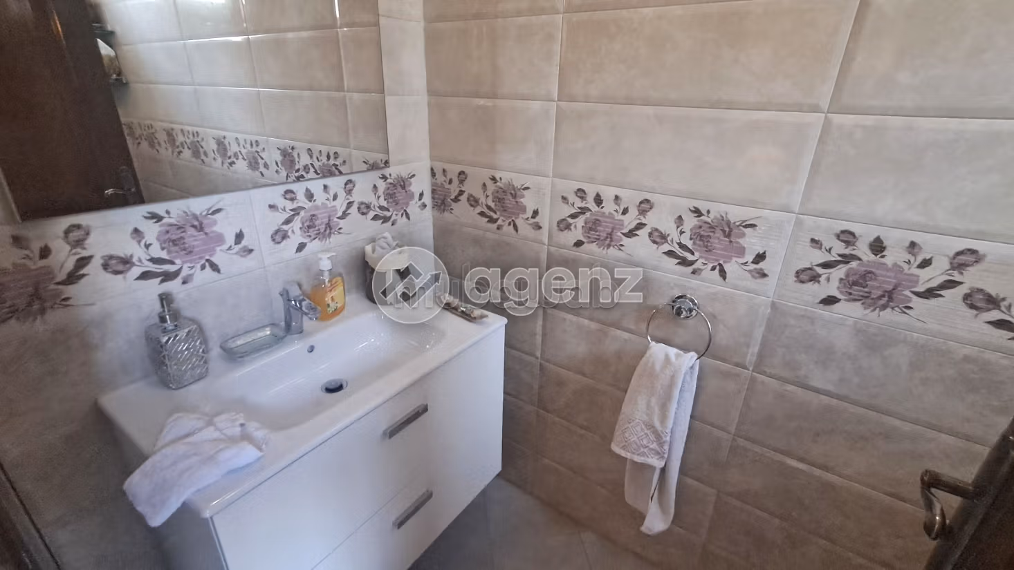 Villa à louer 250 m², 4 chambres Al Mostakbal Casablanca