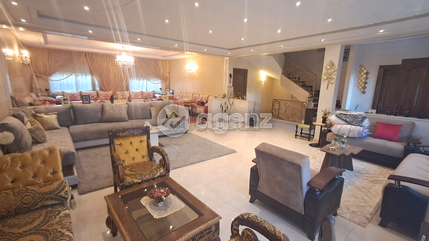 Villa à louer 250 m², 4 chambres Al Mostakbal Casablanca