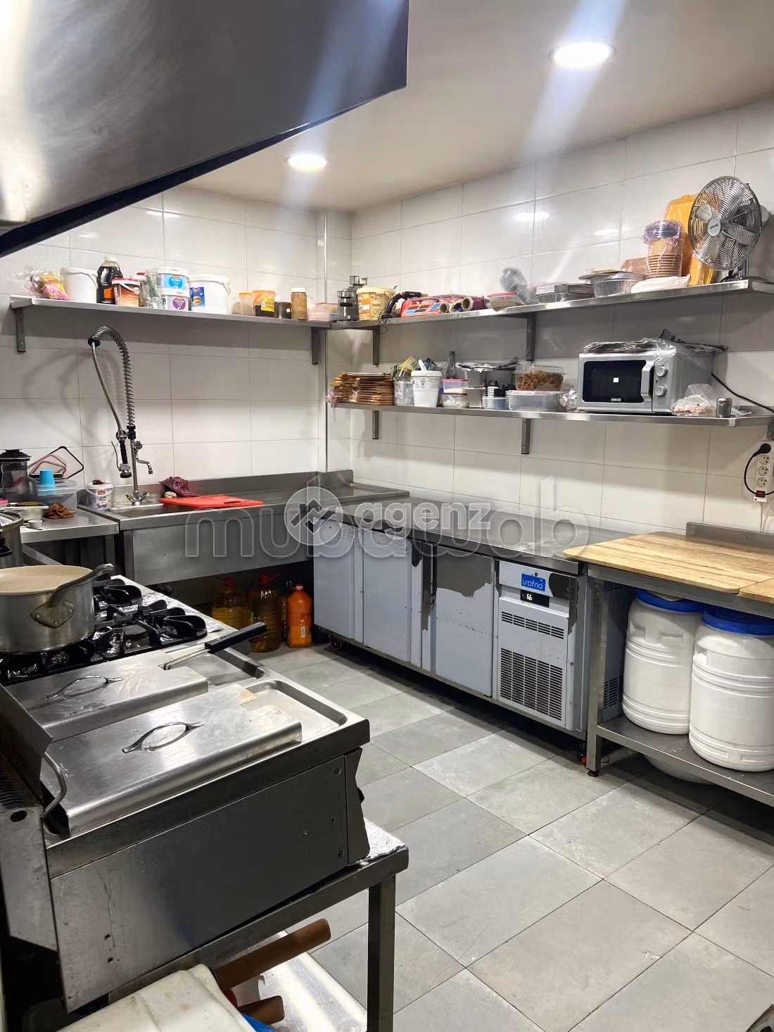 Winkel te koop 167 m² Oulfa Casablanca