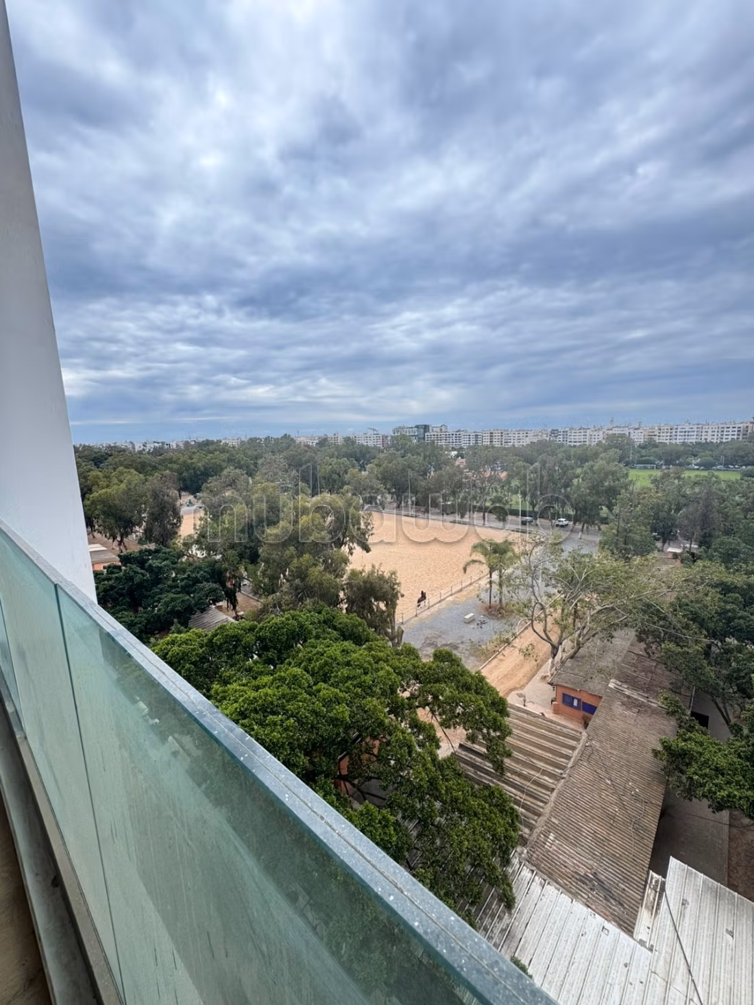 Location appartement vide 3 chambres à Casablanca 
Finance City