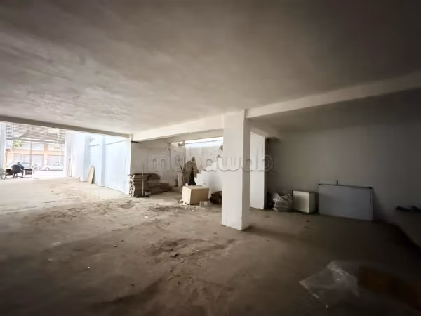 Commercial space for rent on AVENUE 02 MARS