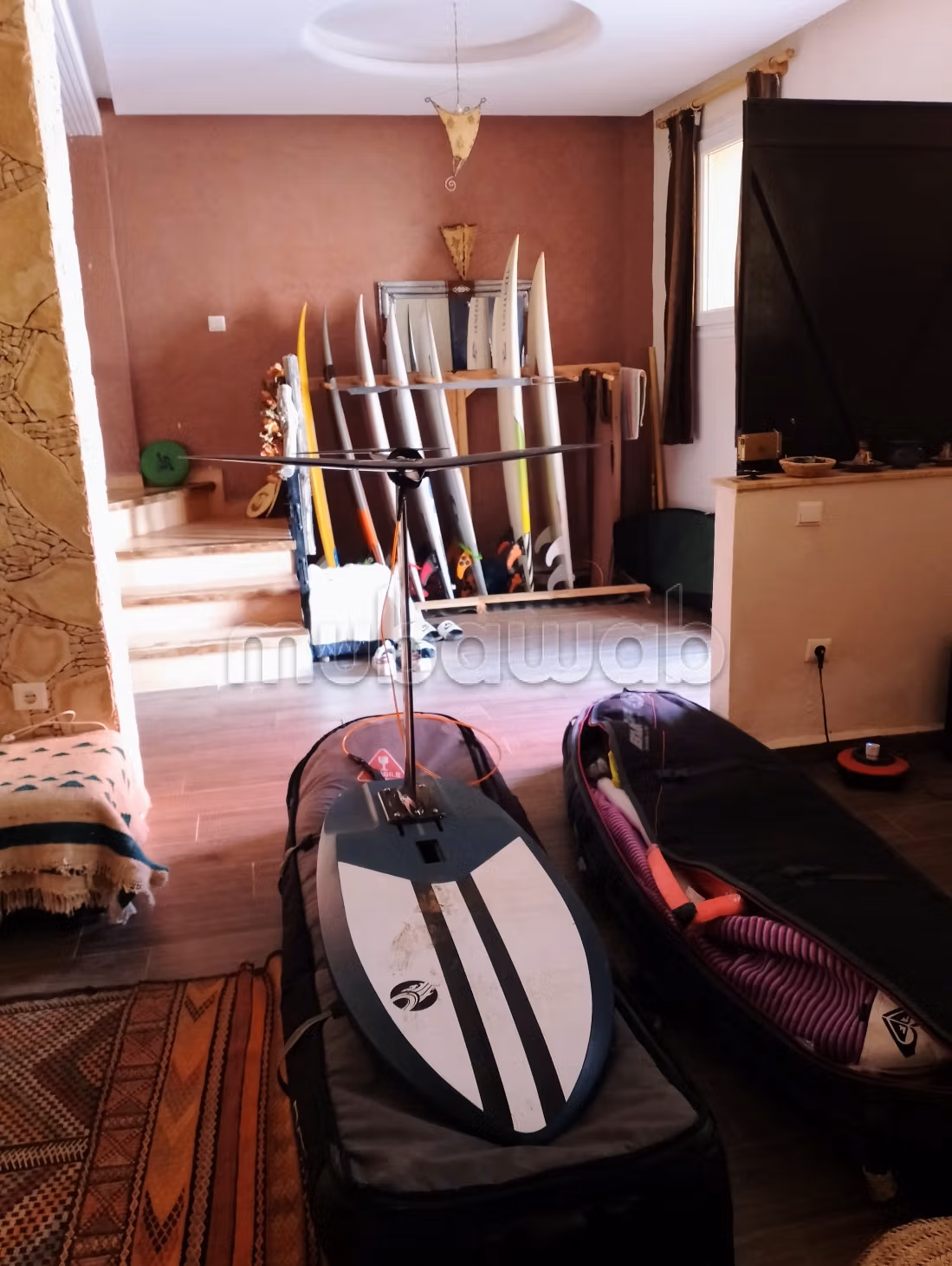 منزل رائع للبيع في مركز إمسوان