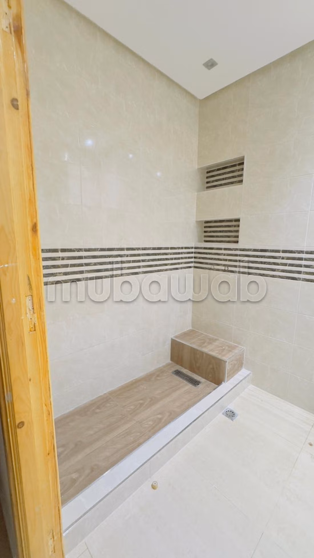 Appartements à louer à Bel Air Val fleuri. Surface totale 60 m². Salon typique marocain, résidence sécurisée