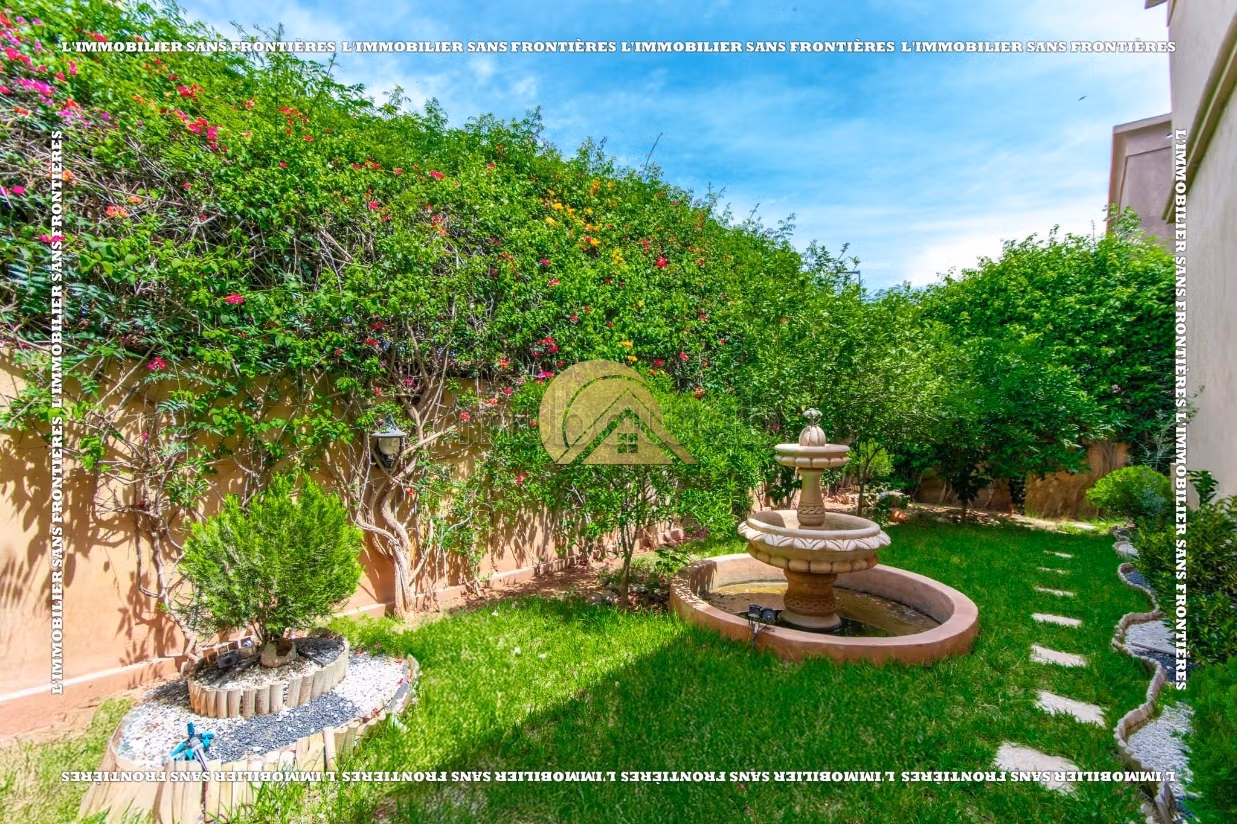 Villa meublée à vendre – Résidence sécurisée à Targa,
Marrakech