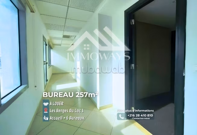 Bureau 257 m² au Lac 1 avec terrasse
