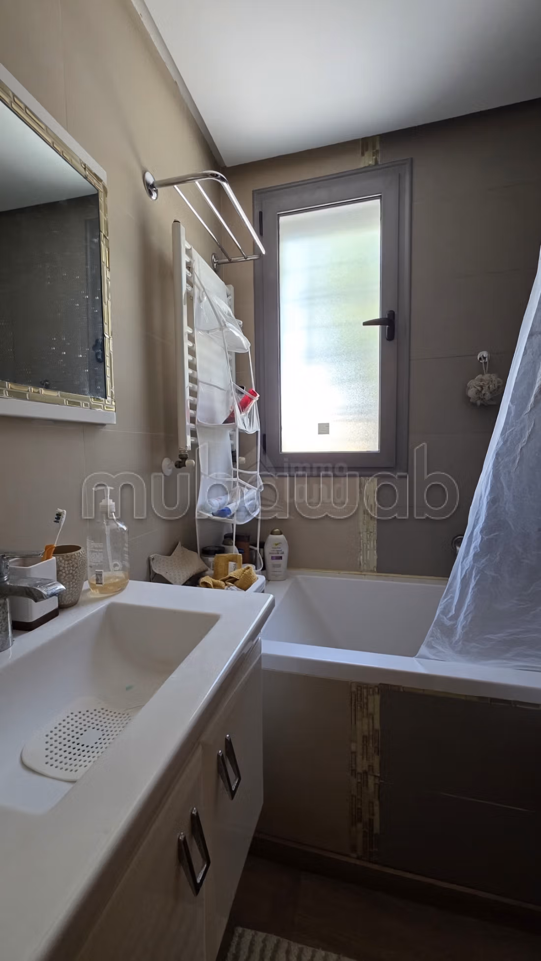 A vendre Appartement s3 de 137 m2 a la soukra