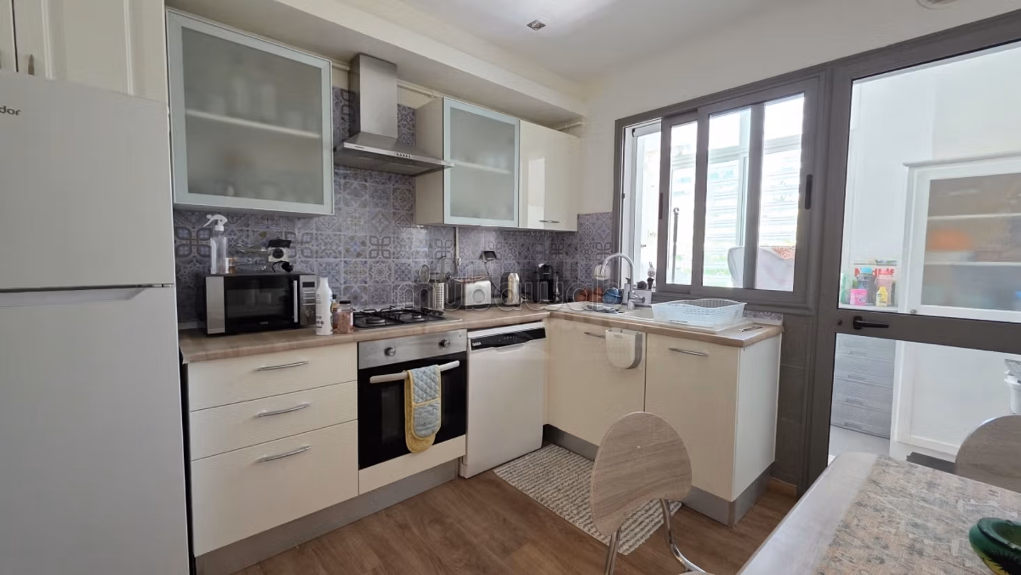 A vendre Appartement s3 de 137 m2 a la soukra
