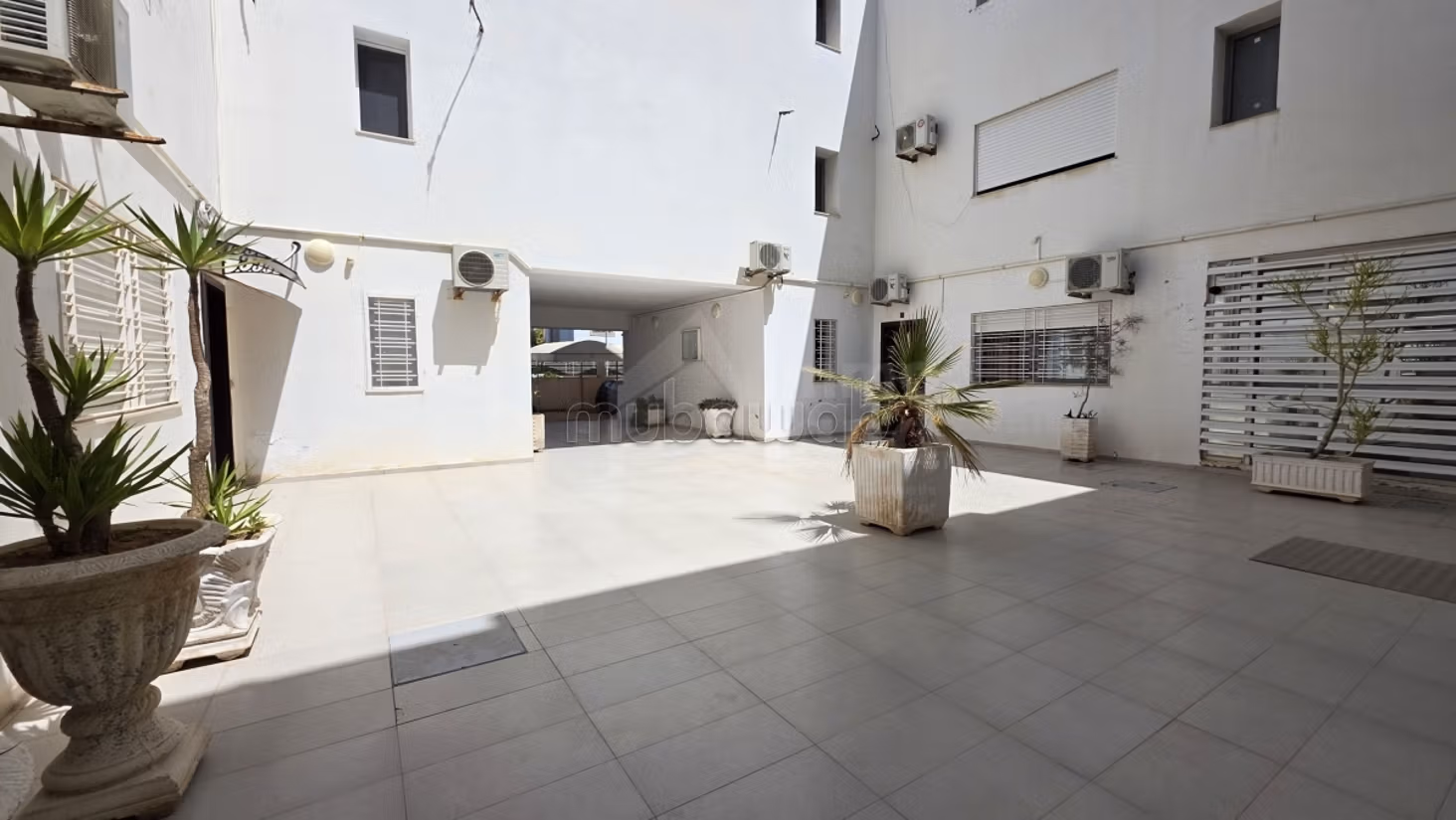 A vendre Appartement s3 de 137 m2 a la soukra