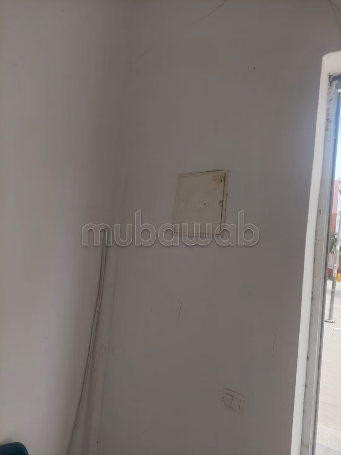مكاتب ومحلات للبيع ب حي الانبعاث