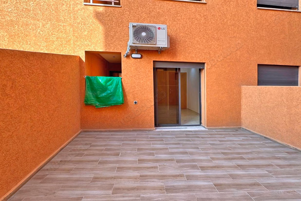 Appartement à louer, 2 chambres, Parking, Terrasse