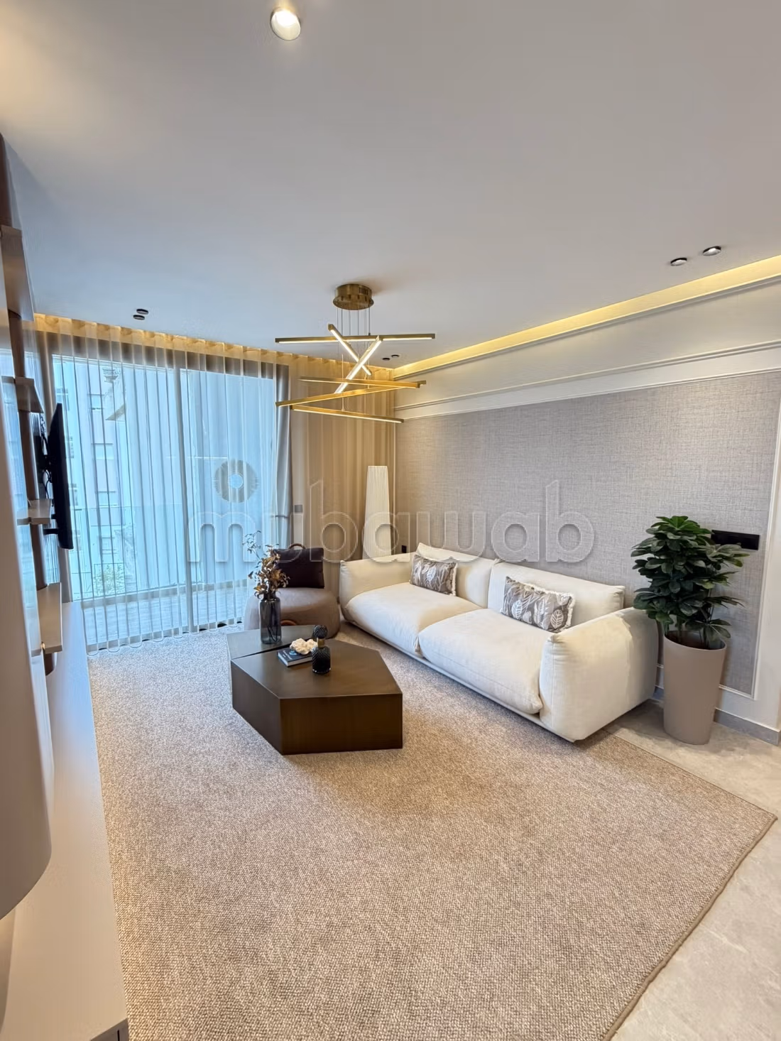 Résidence luxueuse avec piscine