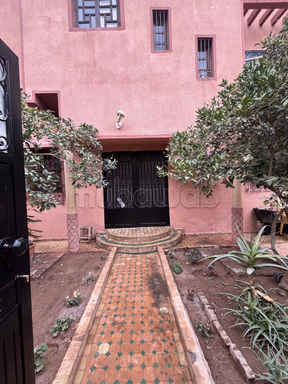 Vente villa à Massira 3.3 grandes pièces. Tout confort avec cheminée et climatisation