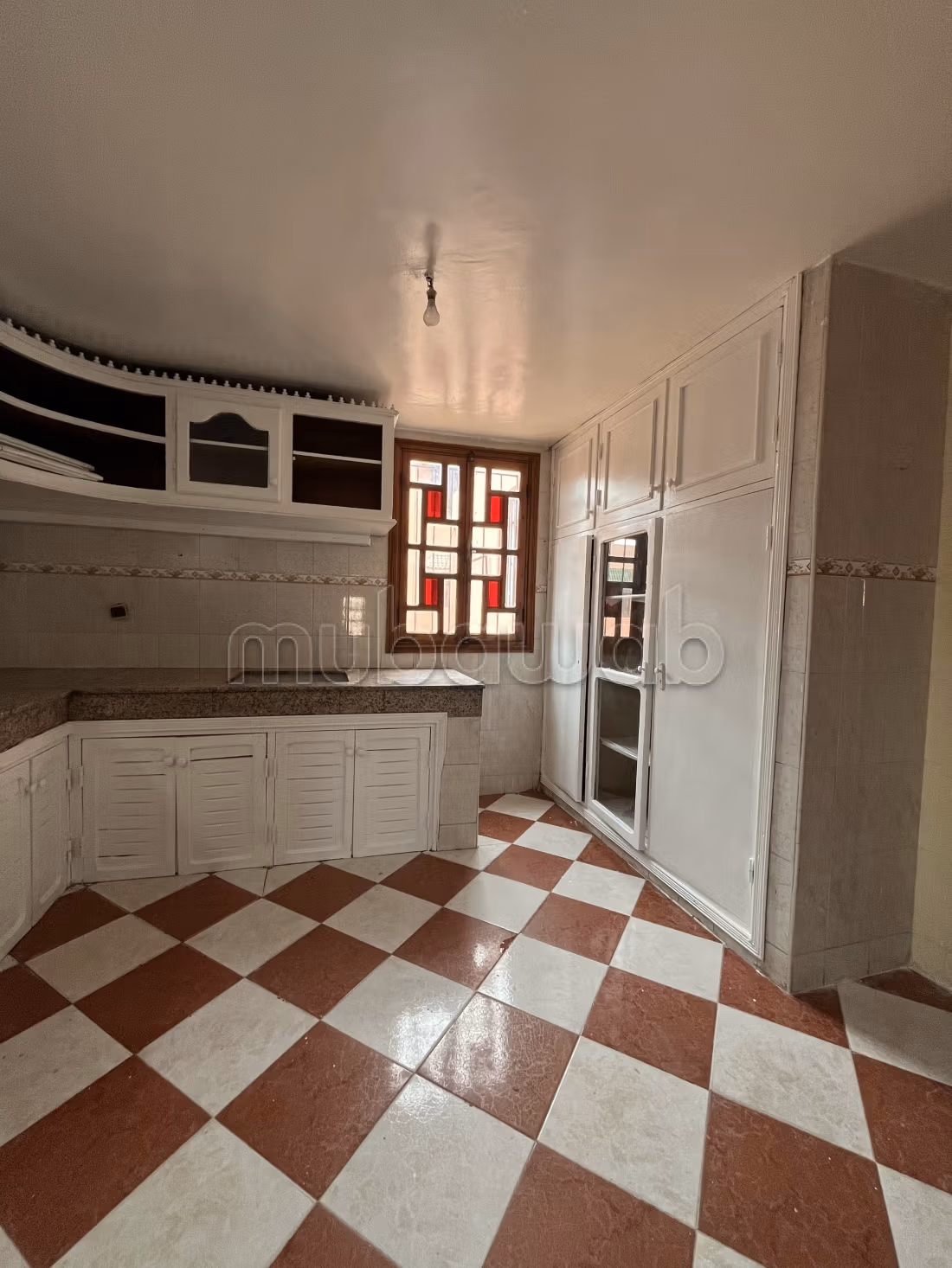 Vente villa à Massira 3.3 grandes pièces. Tout confort avec cheminée et climatisation