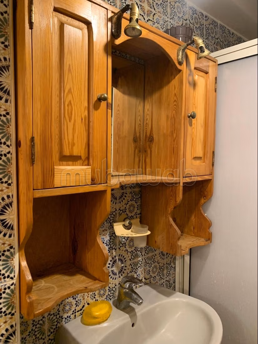 Location saisonnière à Diour Jamaa. Superficie 60 m². Antenne parabolique et Porte blindée