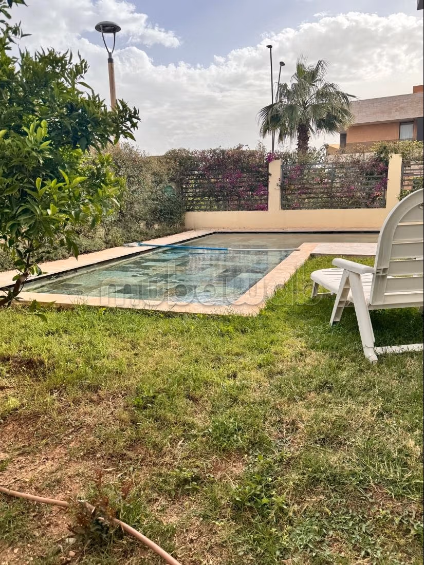 Villa résidence fermée à Targa