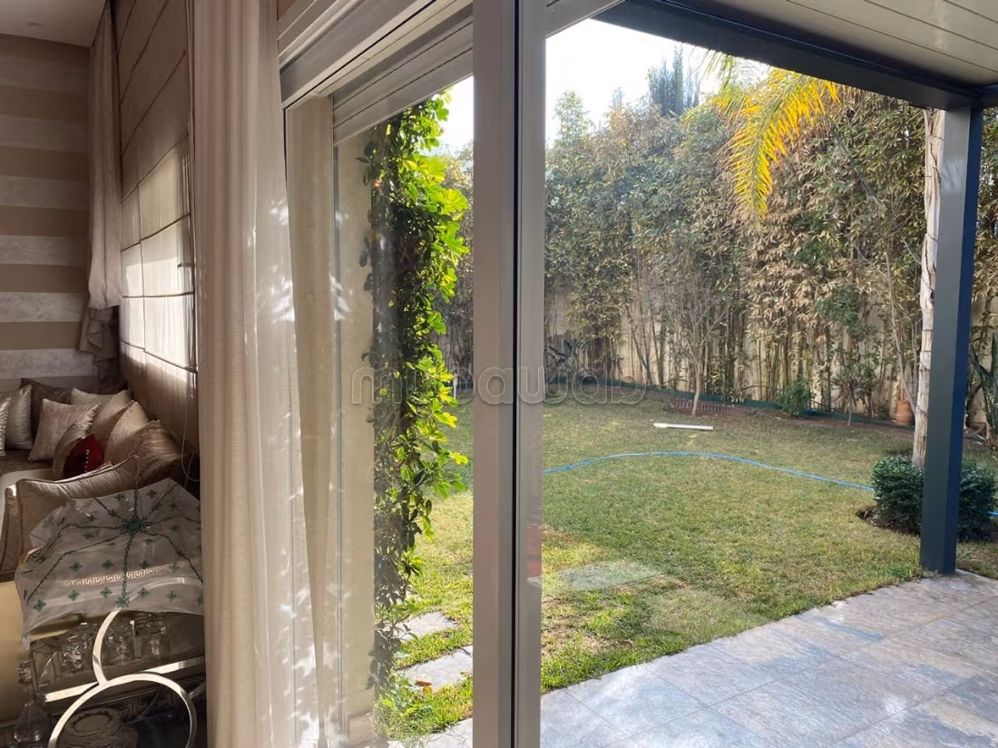 Villa en vente – Bouskoura, Lilas Park