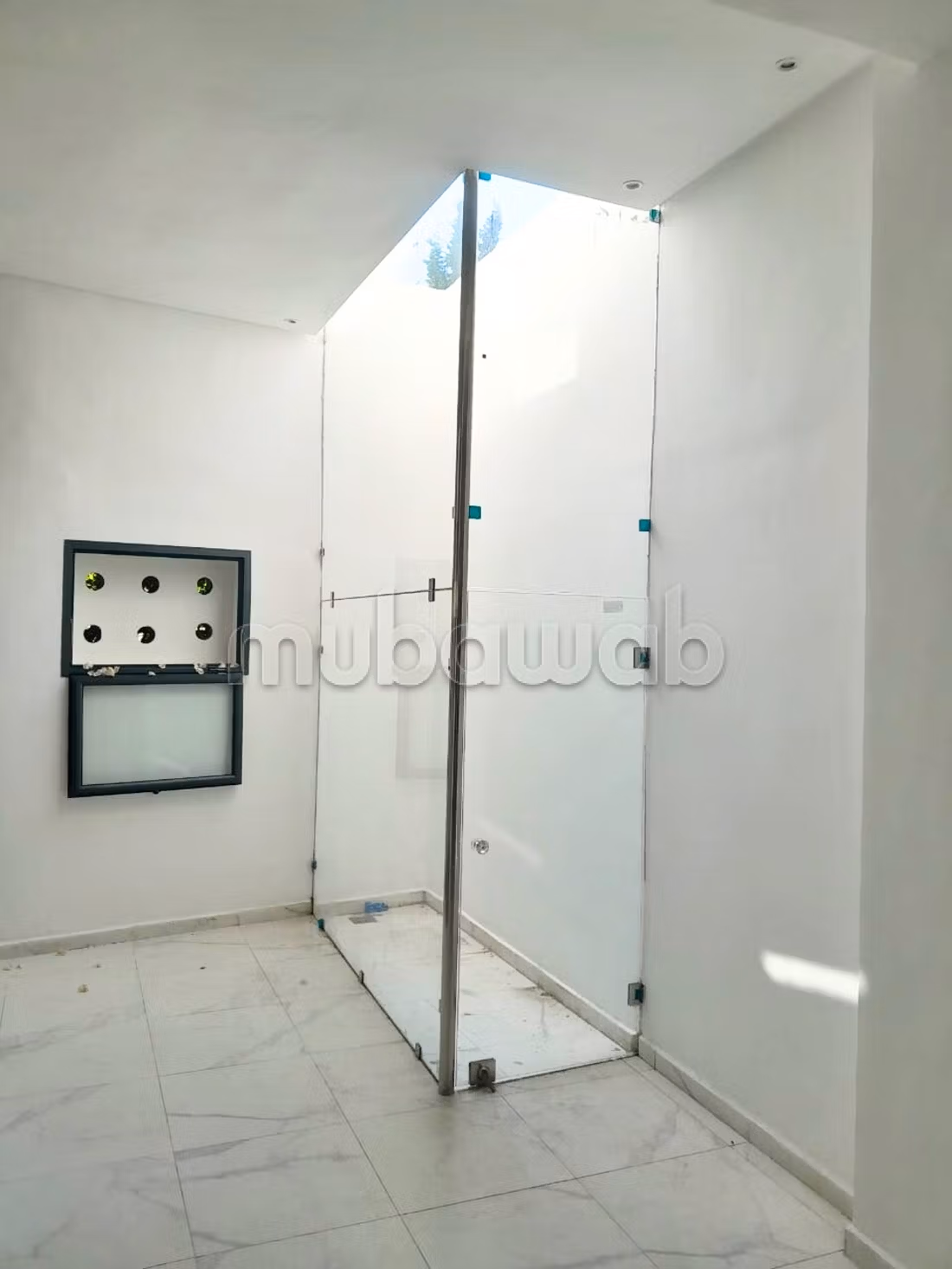 Modern studio for rent empty Bd Anoual