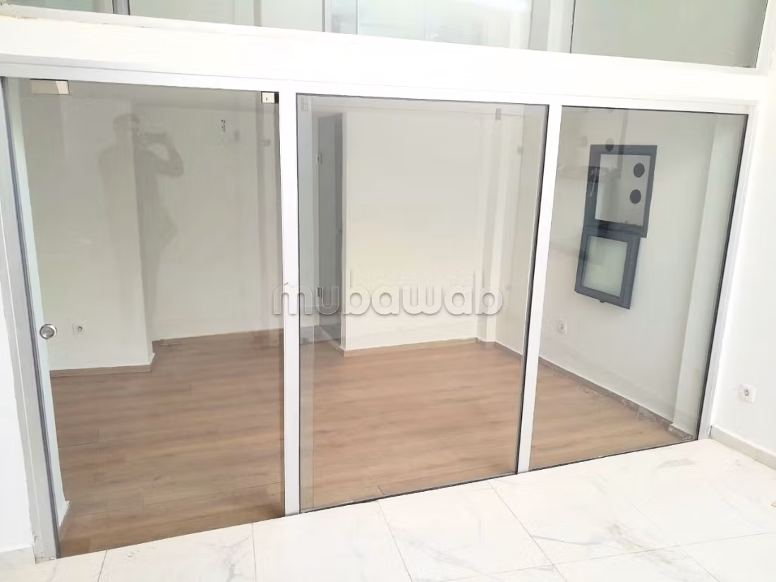 Modern studio for rent empty Bd Anoual