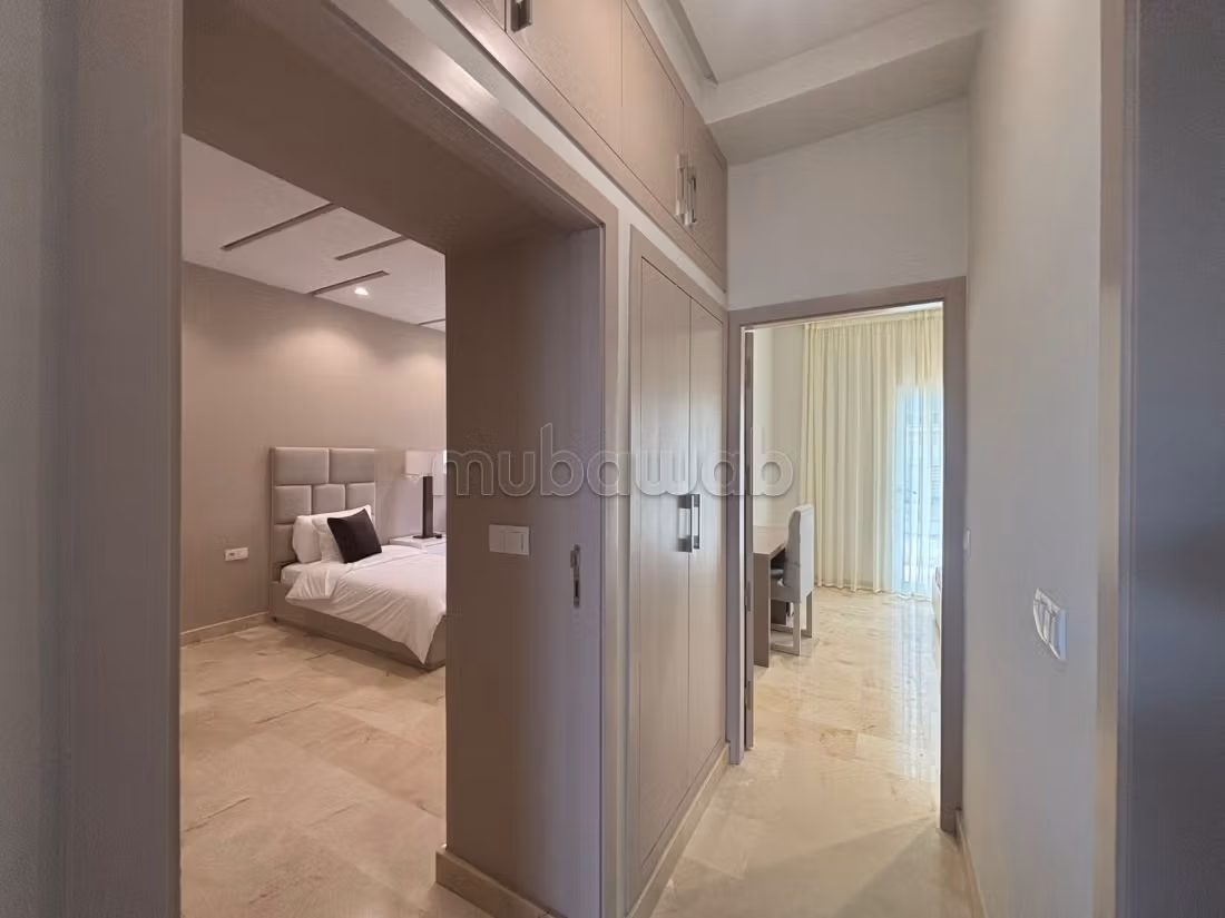 Appartement 220 m² à Californie — 12