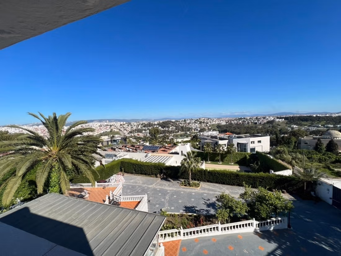 Appartement 250 m² à Jbel Kbir — 14