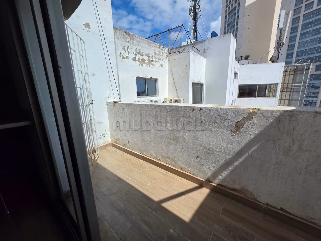 Ufficio arredato di 85 m², edificio professionale