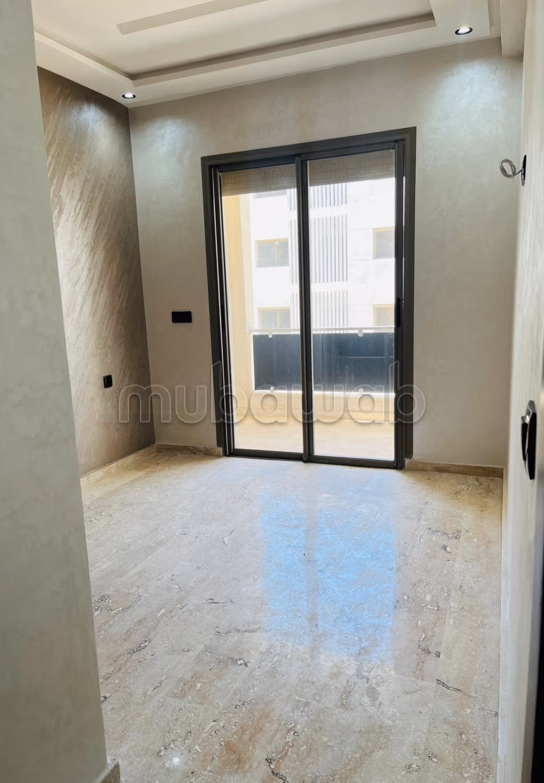 Bel appart, neuf, 3 chambres, plein soleil, Almaz