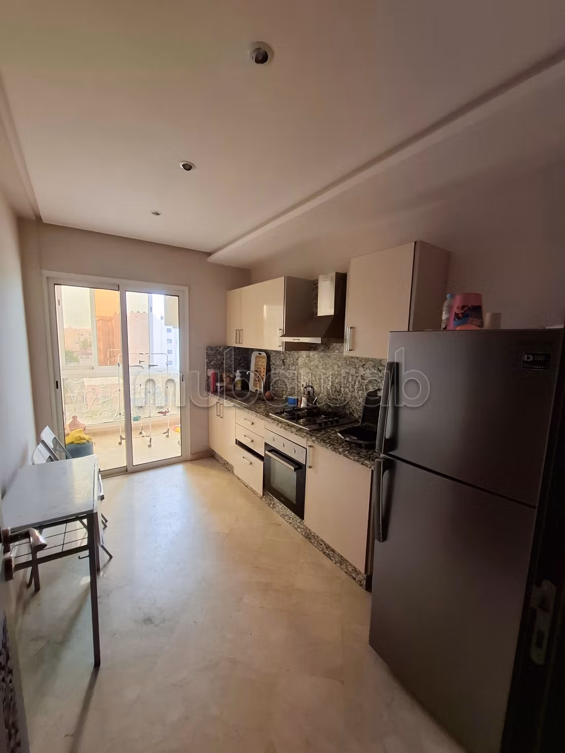 Joli appartement à vendre à Mabrouka – Résidence avec piscine — 4