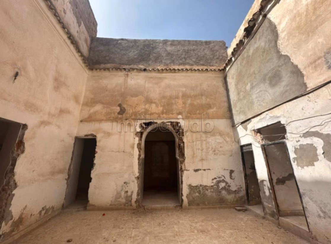 بيع رياض ب قبور الشو.
المساحة 150 م².
مطل على الجبال