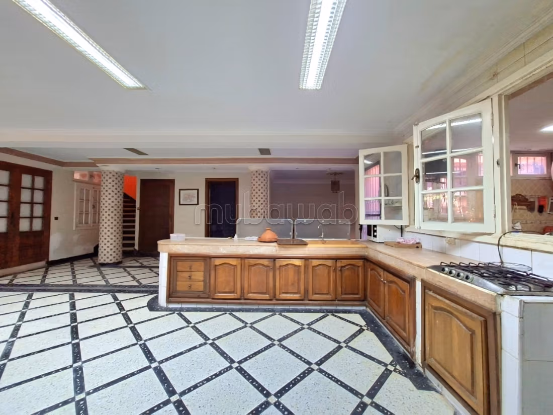 Superb Villa en Venta en Sidi Maarouf