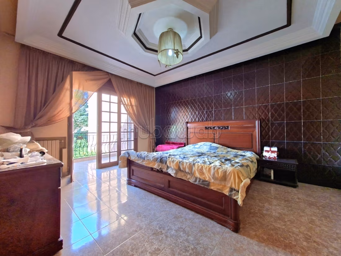 Superb Villa en Venta en Sidi Maarouf
